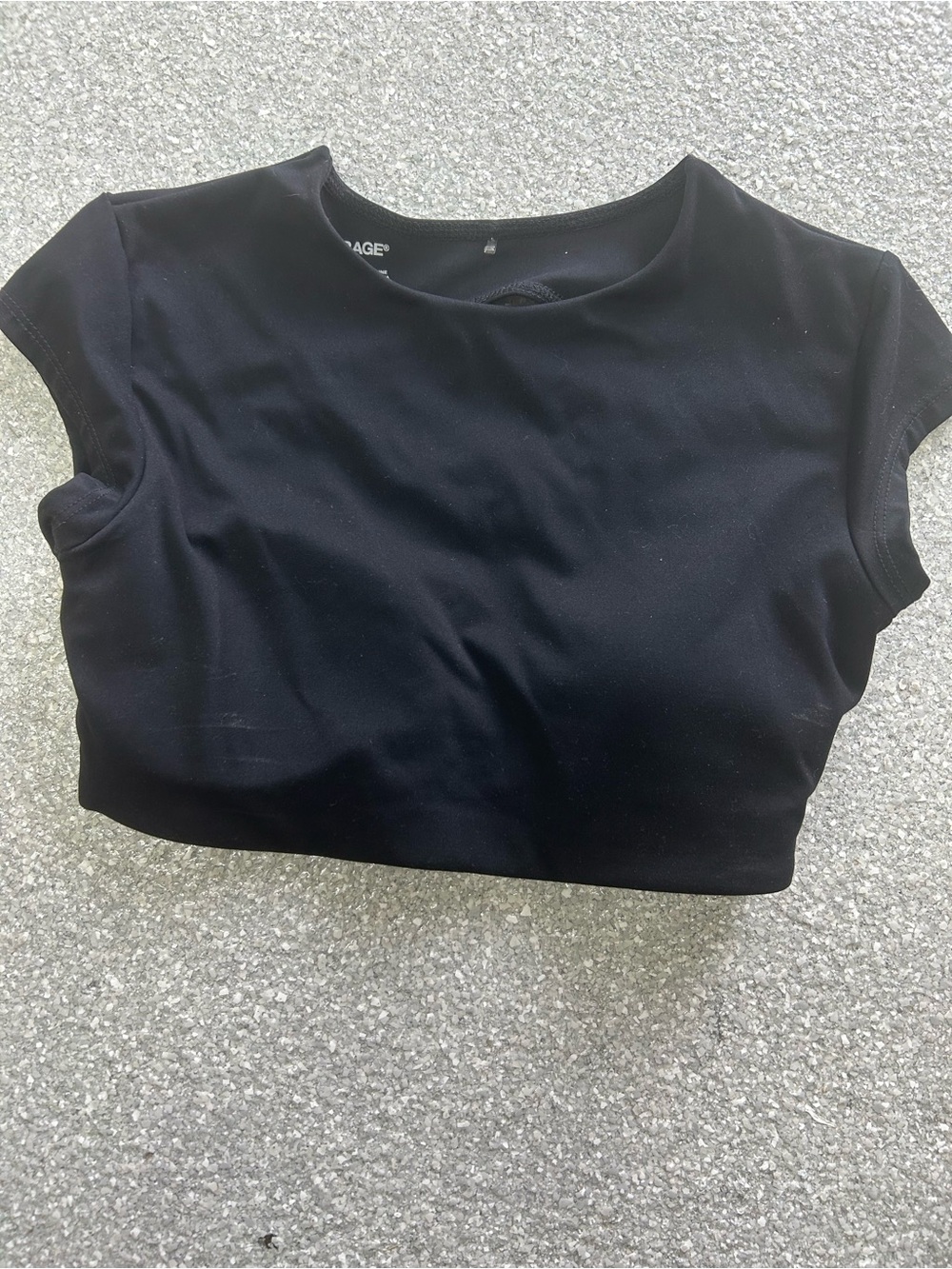 NWOT Garage Women’s Black Keyhole Cropped Lined Bra T-Shirt Size XS